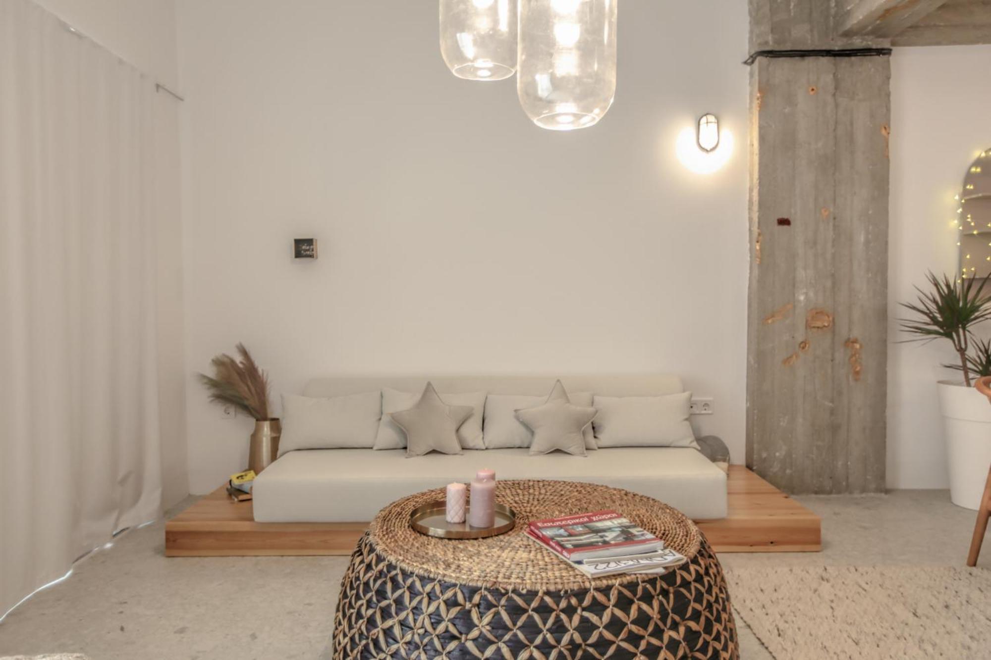 Convent - Huge One Combination Appartement Kalambaka