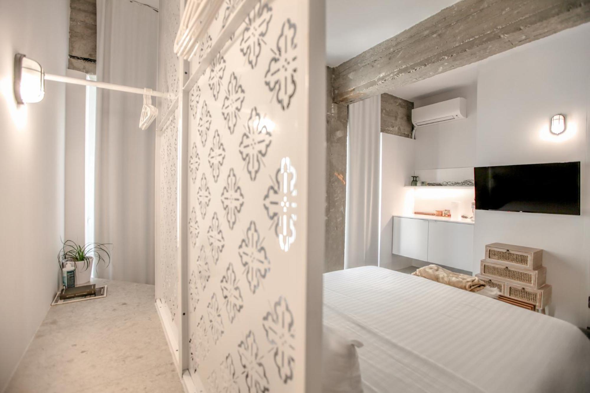 Convent - Huge One Combination Appartement *